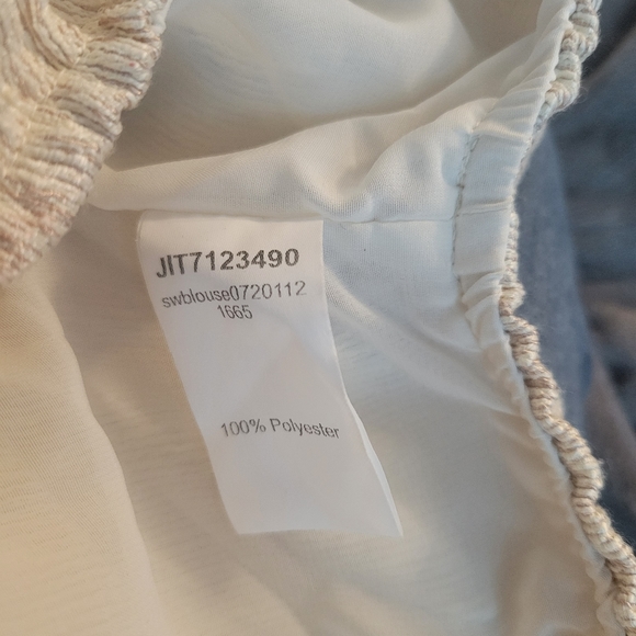 Balloon sleeve crop top - Picture 6 of 6